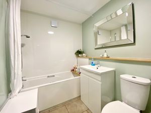 Photo 14- click for photo gallery